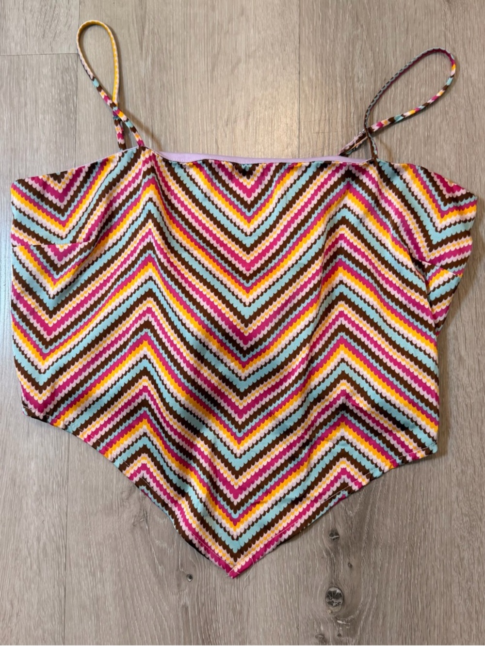 Juniors' SO Smocked Back Scarf
Top | size XL